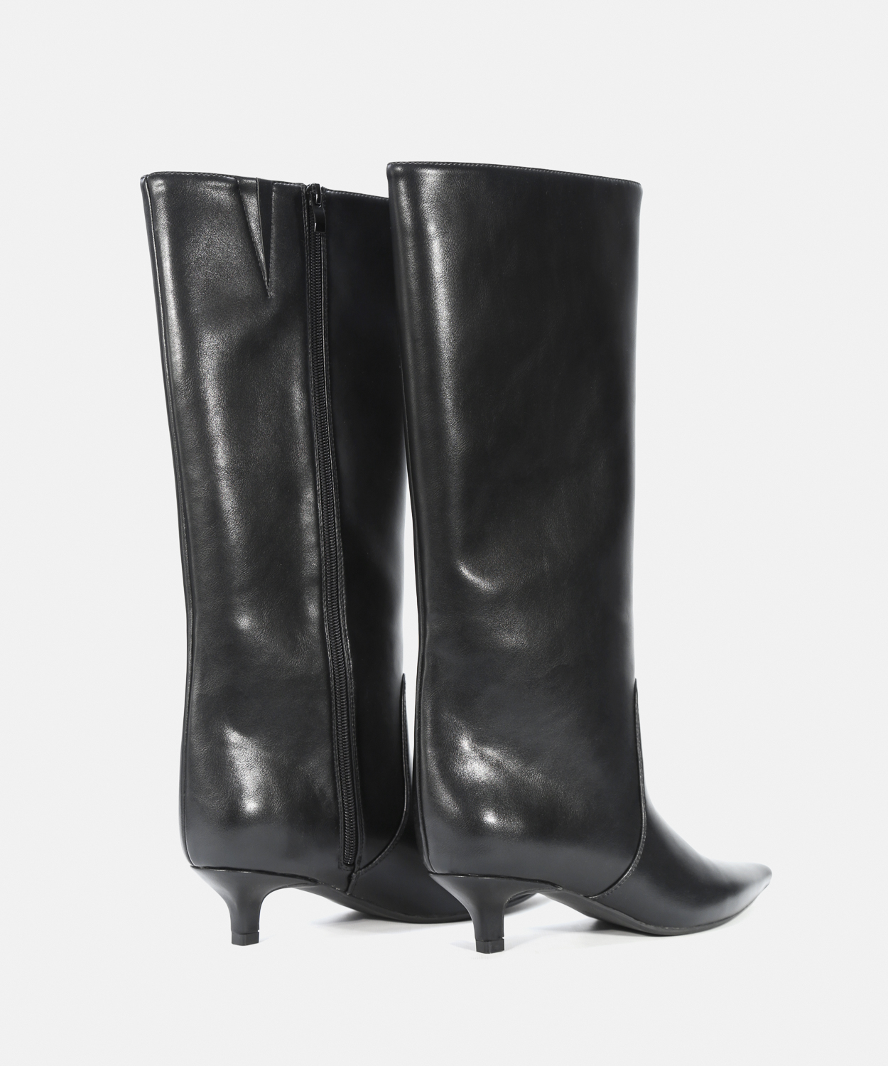 Botas altas pretas salto kitten image number null